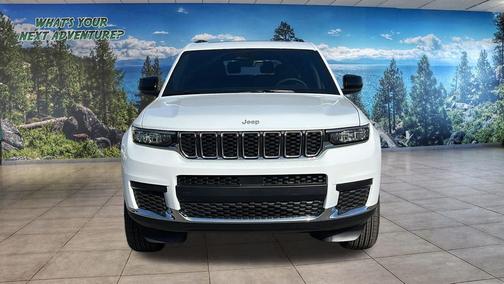 Bright White Clearcoat 2026 Jeep Grand Cherokee L Altitude