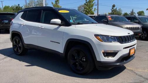 White Clearcoat 2018 Jeep Compass Latitude