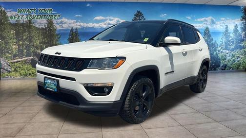 White Clearcoat 2018 Jeep Compass Latitude