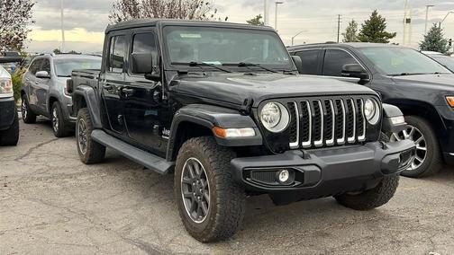 2022 Jeep Gladiator Overland