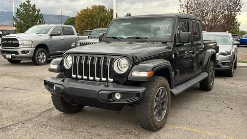 2022 Jeep Gladiator Overland