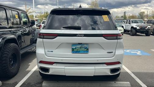 Bright White Clearcoat 2022 Jeep Grand Cherokee 4xe Summit