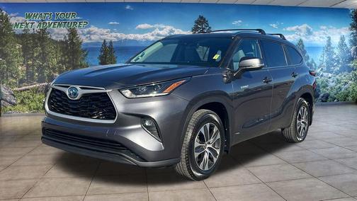 2021 Toyota Highlander Hybrid XLE