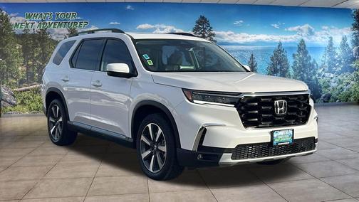 2025 Honda Pilot Touring 8-Passenger