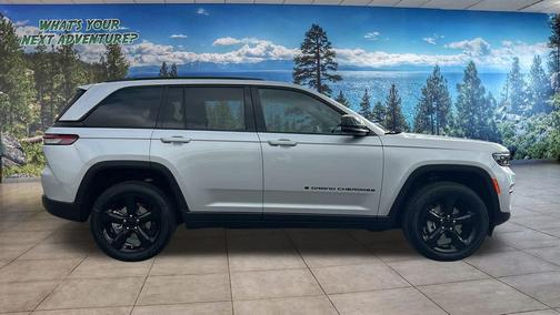 2025 Jeep Grand Cherokee Altitude