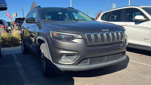 2022 Jeep Cherokee Latitude Lux