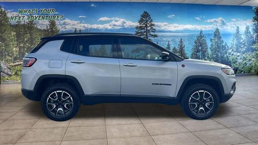2026 Jeep Compass Trailhawk