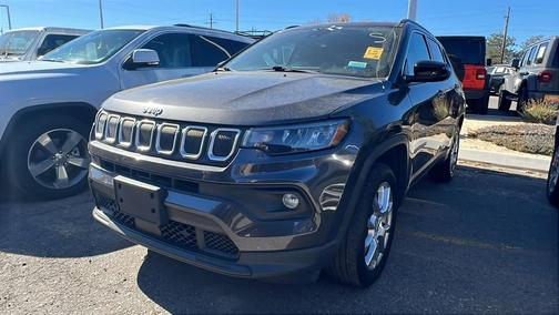 2022 Jeep Compass Latitude Lux