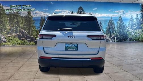 2025 Jeep Grand Cherokee L Laredo