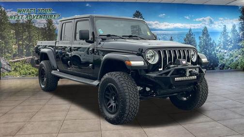 Black Clearcoat 2021 Jeep Gladiator Overland
