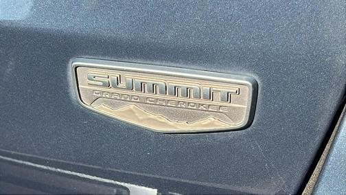2020 Jeep Grand Cherokee Summit
