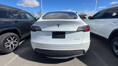 2022 Tesla Model Y Performance Dual Motor All-Wheel Drive