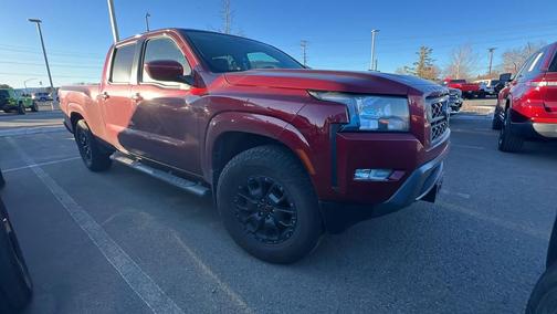 2024 Nissan Frontier SV