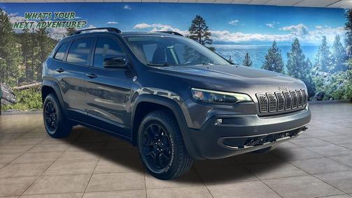 Granite Crystal Metallic Clearcoat 2022 Jeep Cherokee Trailhawk