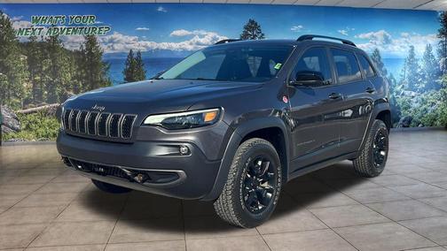 Granite Crystal Metallic Clearcoat 2022 Jeep Cherokee Trailhawk