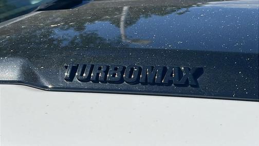 Summit White 2025 Chevrolet Silverado 1500 Custom Trail Boss