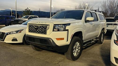 2023 Nissan Frontier SV