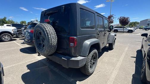 Granite Crystal Metallic Clearcoat 2017 Jeep Wrangler Unlimited Sport
