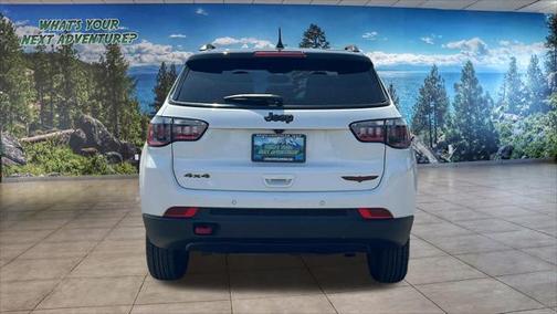 2023 Jeep Compass Trailhawk