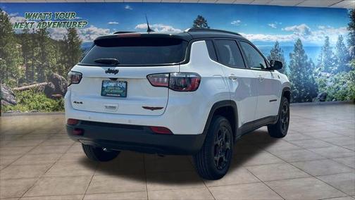 2023 Jeep Compass Trailhawk