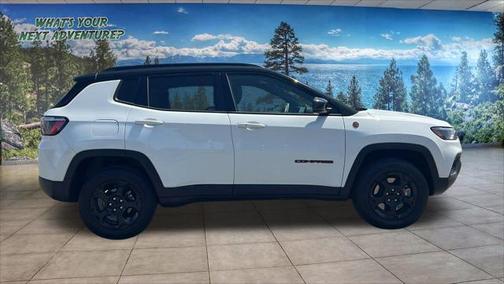 2023 Jeep Compass Trailhawk