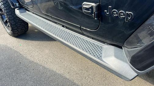 Black Clearcoat 2021 Jeep Wrangler Unlimited Sahara