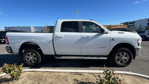 2022 RAM 2500 Big Horn Crew Cab 4x4 6'4' Box