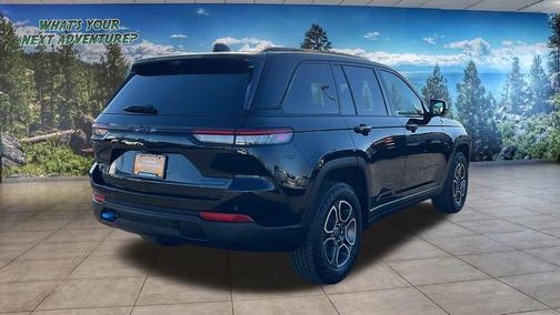 2023 Jeep Grand Cherokee 4xe Trailhawk