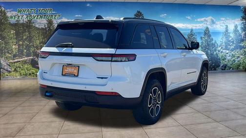 2023 Jeep Grand Cherokee 4xe Trailhawk