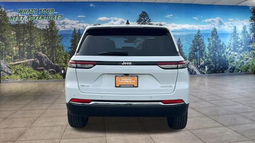 Bright White Clearcoat 2023 Jeep Grand Cherokee Limited