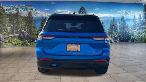 2022 Jeep Grand Cherokee 4xe Trailhawk