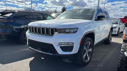 2022 Jeep Grand Cherokee 4xe Base