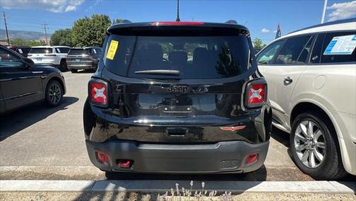 2023 Jeep Renegade Trailhawk
