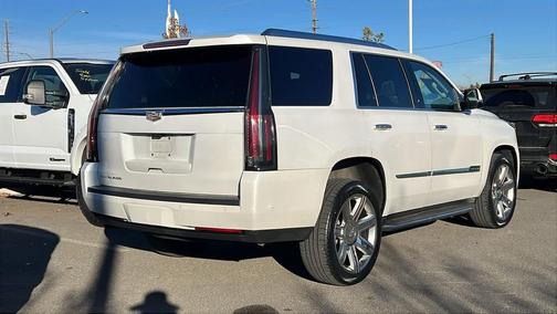 2020 Cadillac Escalade Luxury