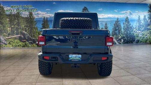2025 Jeep Gladiator Nighthawk