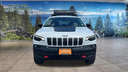 Bright White Clearcoat 2022 Jeep Cherokee Trailhawk