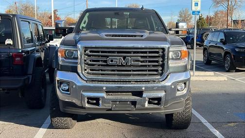2017 GMC Sierra 2500 SLT