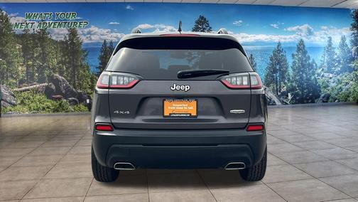 Granite Crystal Metallic Clearcoat 2022 Jeep Cherokee Latitude Lux