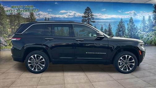2022 Jeep Grand Cherokee Overland