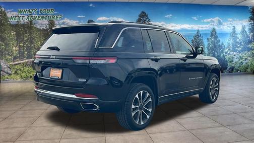 2022 Jeep Grand Cherokee Overland
