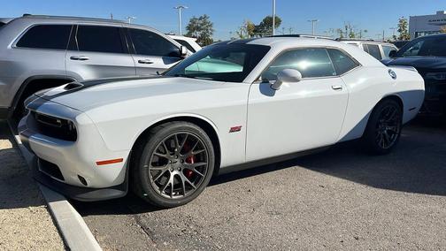2016 Dodge Challenger SRT 392