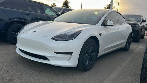 2022 Tesla Model 3 Long Range