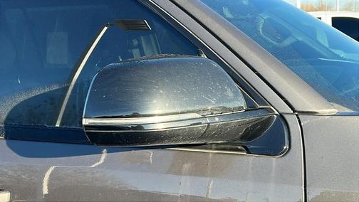 2023 Jeep Wagoneer Series II Carbide 4x4