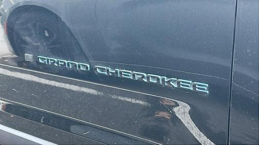 2022 Jeep Grand Cherokee 4xe Trailhawk