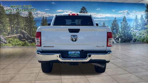 2023 RAM 2500 Big Horn Crew Cab 4x4 6'4' Box