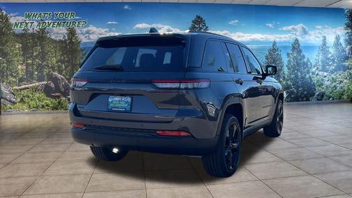 2025 Jeep Grand Cherokee Altitude