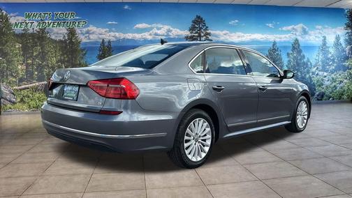 2016 Volkswagen Passat 1.8T SE w/Technology