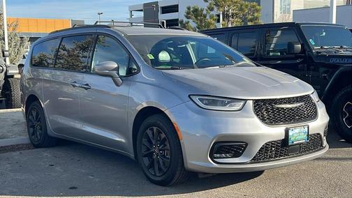 2021 Chrysler Pacifica Limited