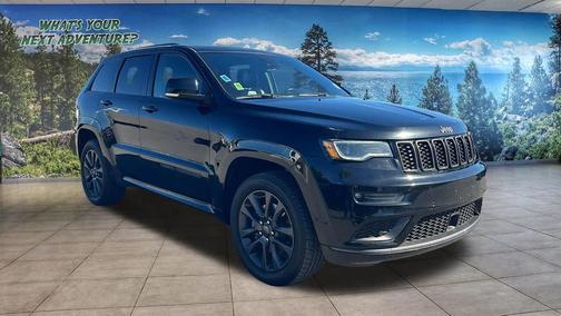 Diamond Black Crystal Pearlcoat 2018 Jeep Grand Cherokee High Altitude
