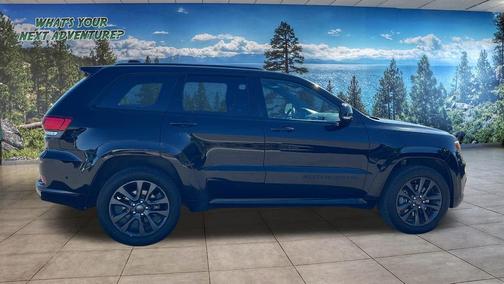 Diamond Black Crystal Pearlcoat 2018 Jeep Grand Cherokee High Altitude